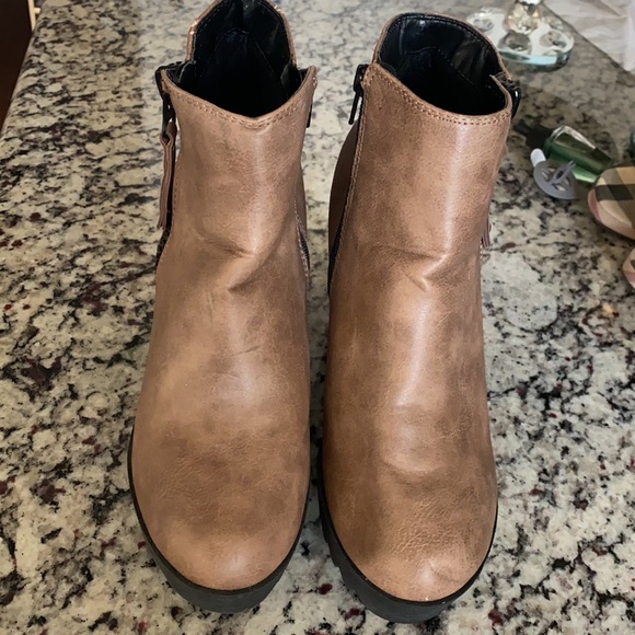 Bootie heels - Picture 2 of 7